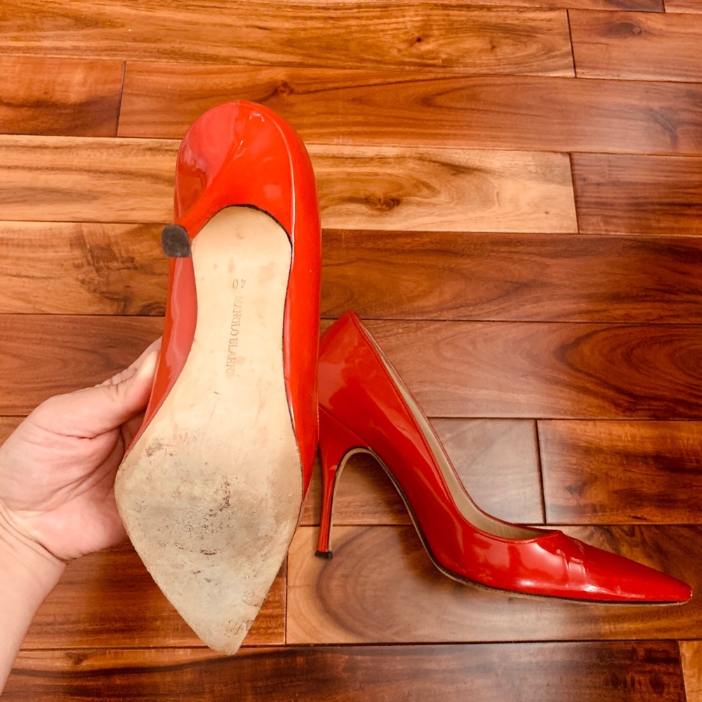 Manolo Blahnik Red Heels - Picture 2 of 4